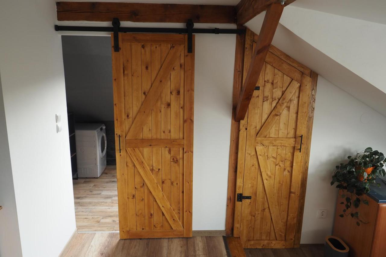 Apartman U Borovice Bílá Třemešná Exteriör bild