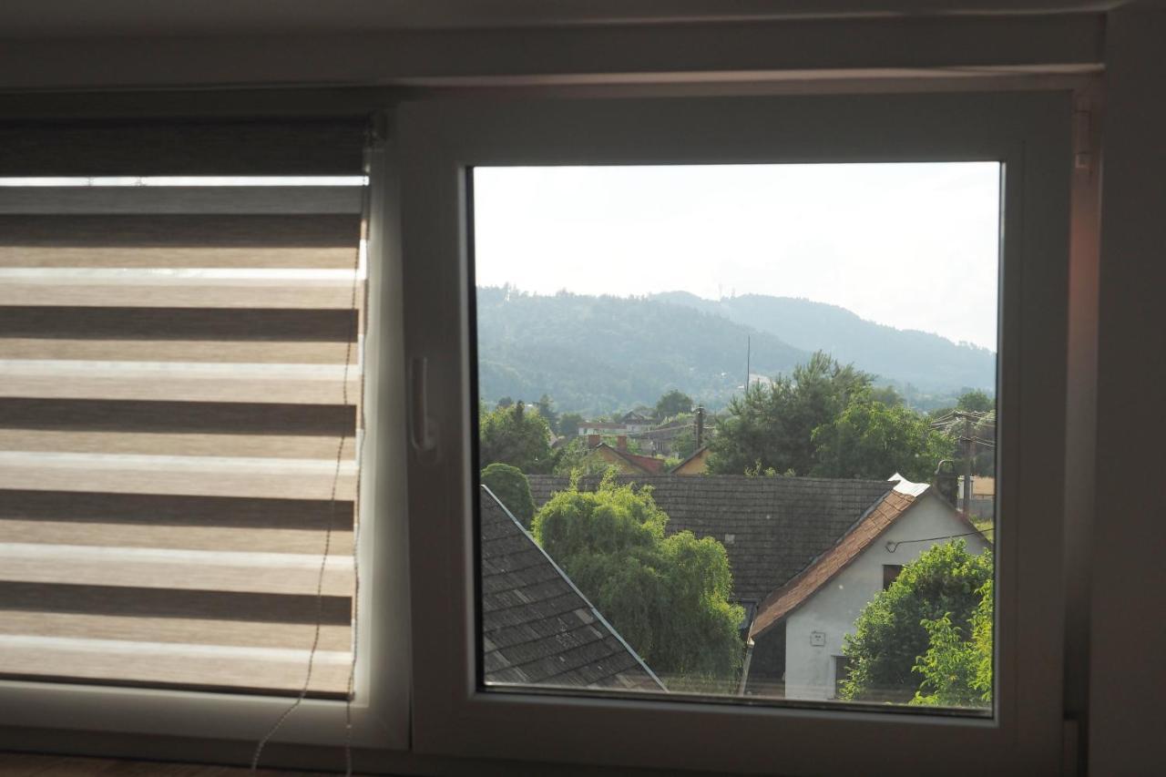 Apartman U Borovice Bílá Třemešná Exteriör bild